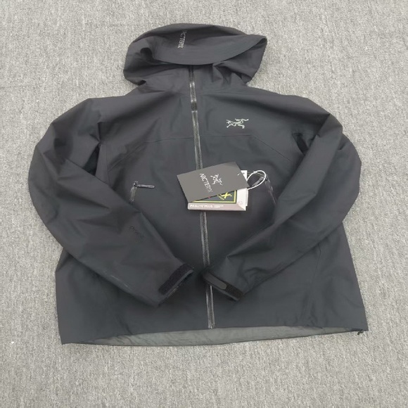 Arc'teryx Black Hooded Jacket - Picture 1 of 3